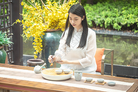 茶香满溢，生活添彩——喝茶的五大生活改善功效